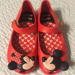 GUC MiniMelissa Ultragirl Disney Twins Red